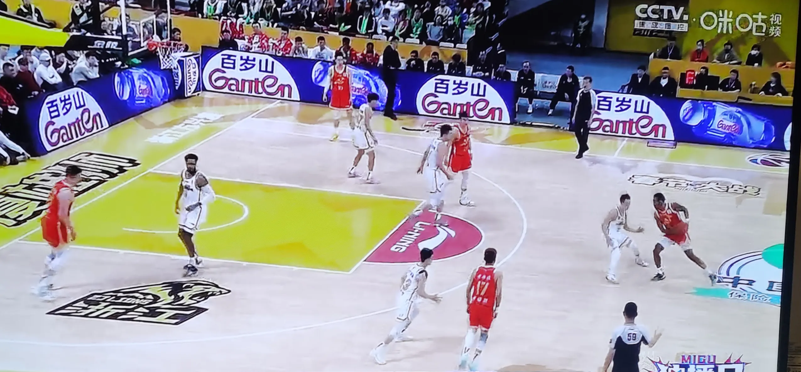 广厦队客场险胜，晋级前景一片光明的简单介绍